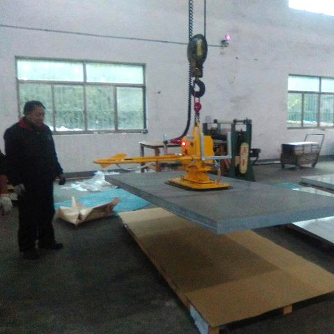 真空吸吊機-板材搬運